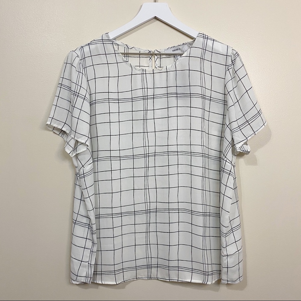 ✨NWT✨ Forever 21 Windowpane Boxy Blouse - White